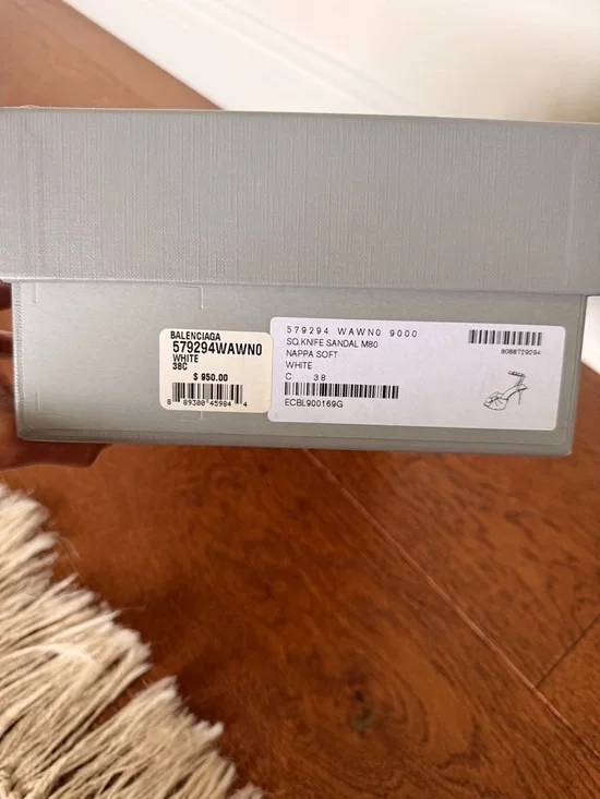 Balenciaga White Nappa Soft Leather Bow Knife Sandal - size 38 - Picture 4 of 5